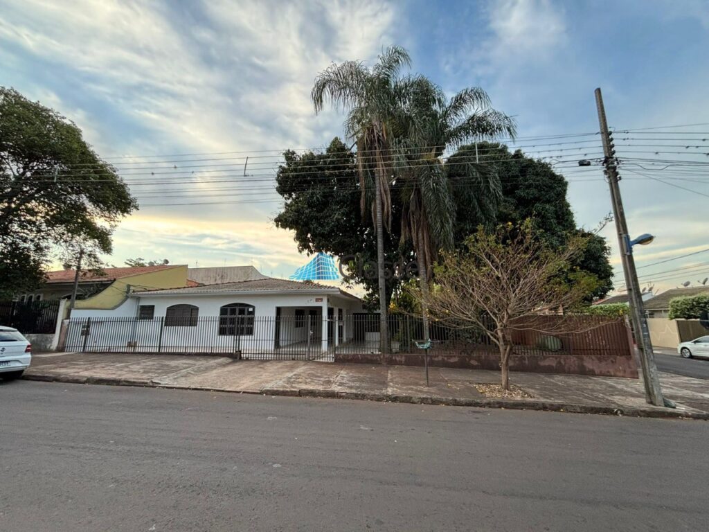 Casa · 3 quartos · Parque Palmeiras, Maringá