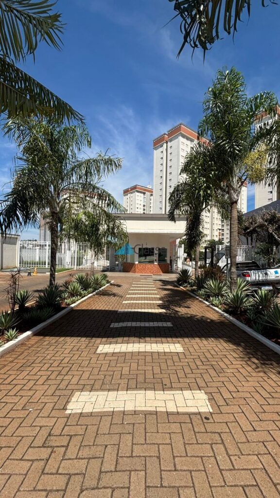 Apartamento · 62 m² · Zona 02, Maringá