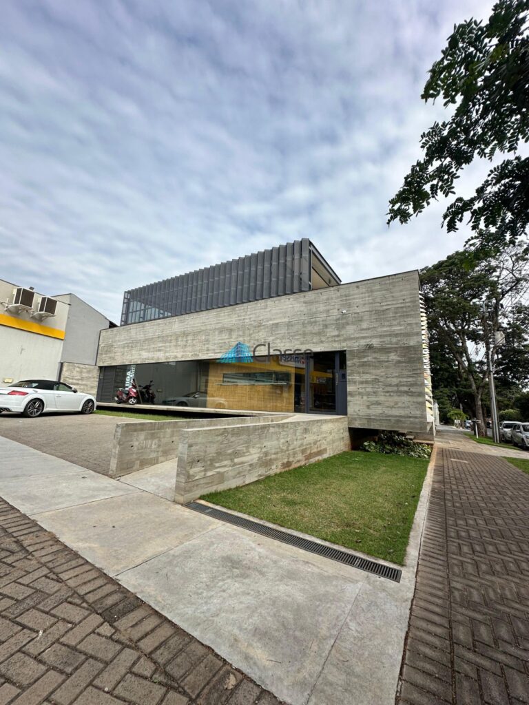 Sala Comercial · 100 m² · Zona 02, Maringá