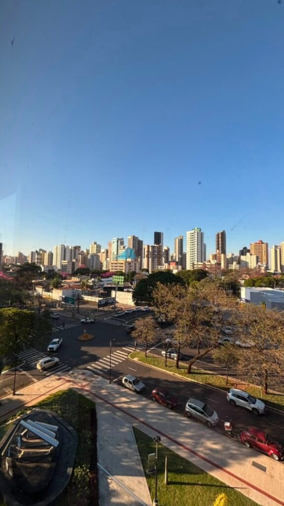 Sala Comercial · 46 m² · Zona Armazem, Maringá