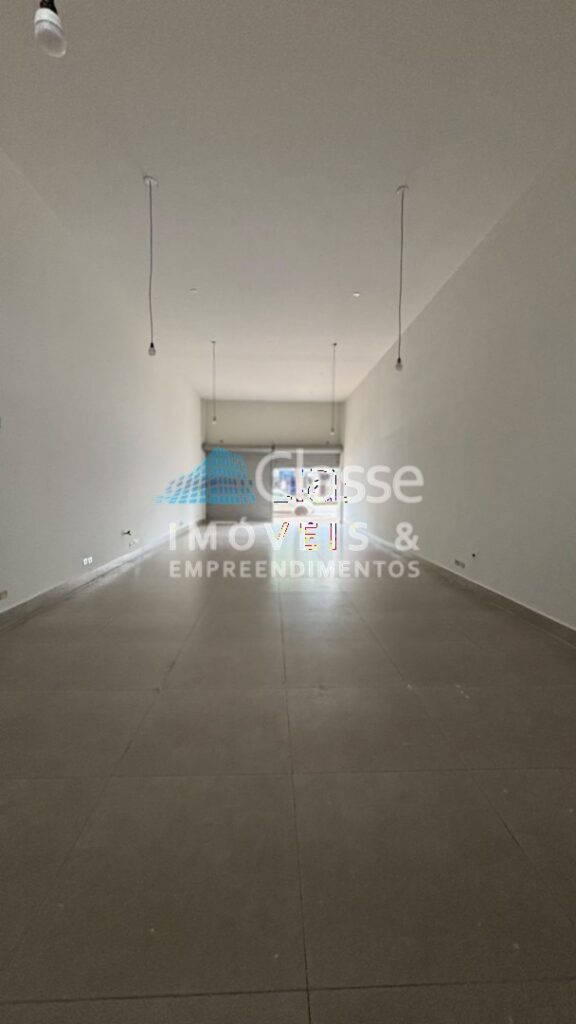 Sala Comercial–100 m²–Zona 07